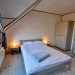 Comfortable Homes With Air Conditioning 度假居