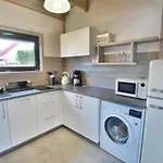 Comfortable Homes With Air Conditioning *