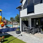 度假居 Comfortable Homes With Air Conditioning
