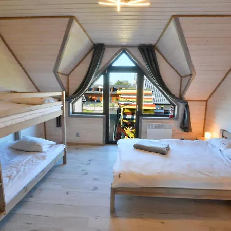 Comfortable Homes With Air Conditioning בית נופש