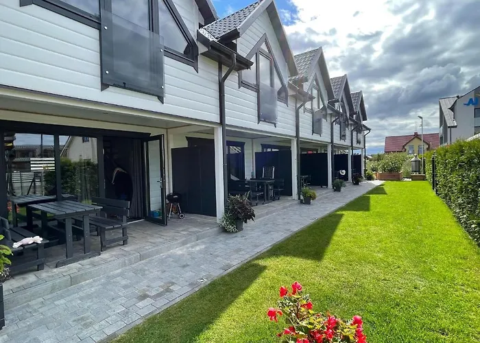 Comfortable Homes With Air Conditioning *